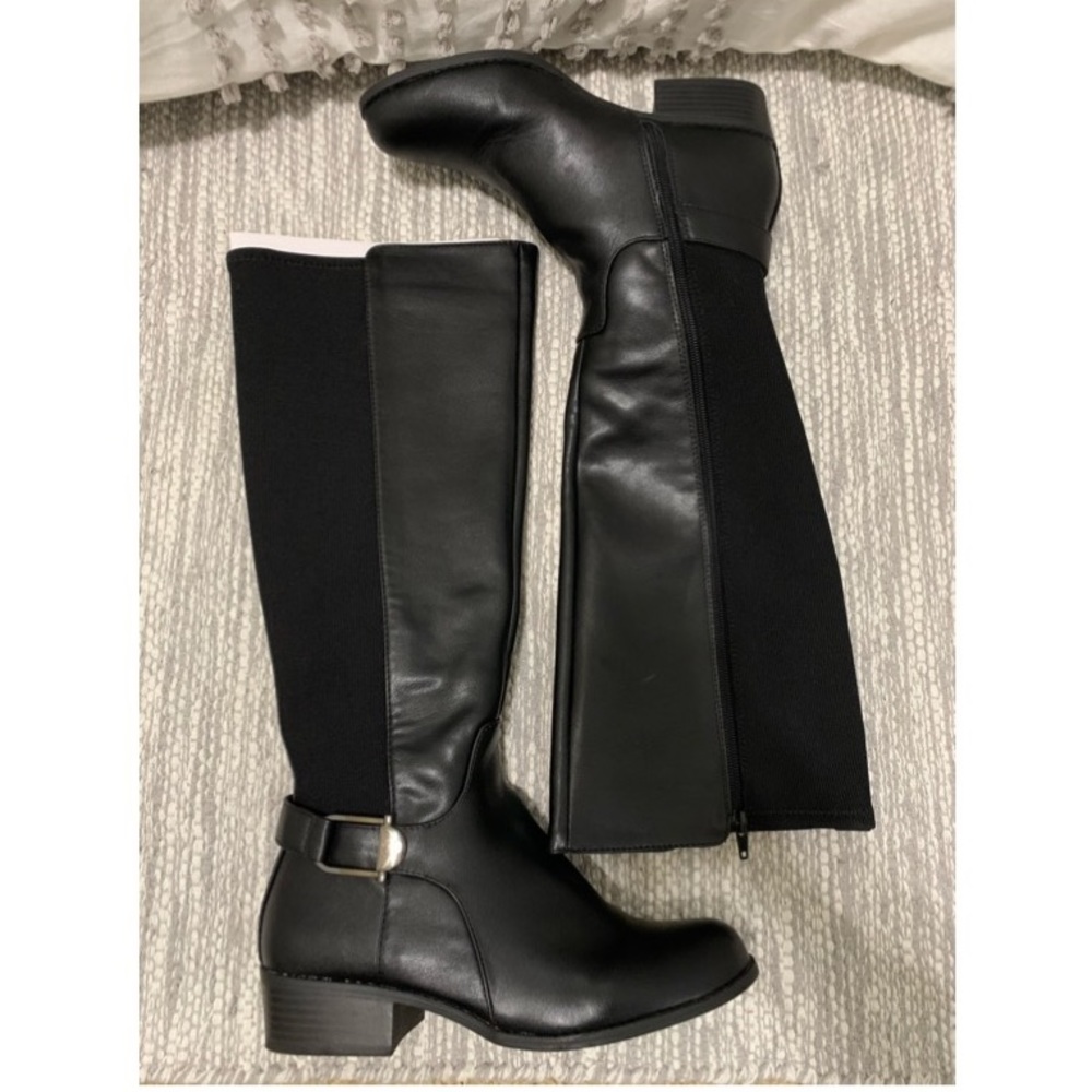 Black Knee Boots!